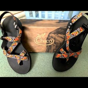 Brand New Chacos with custom picked Pizza straps